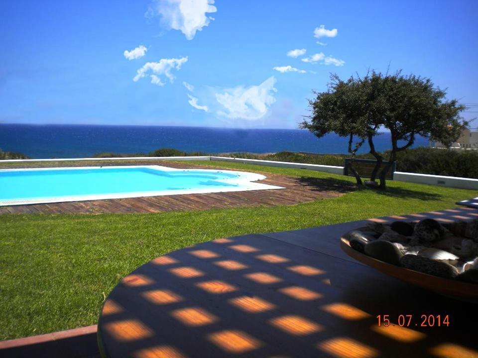 Cristelia Seafront & Pool Villa Lakhania Exteriör bild